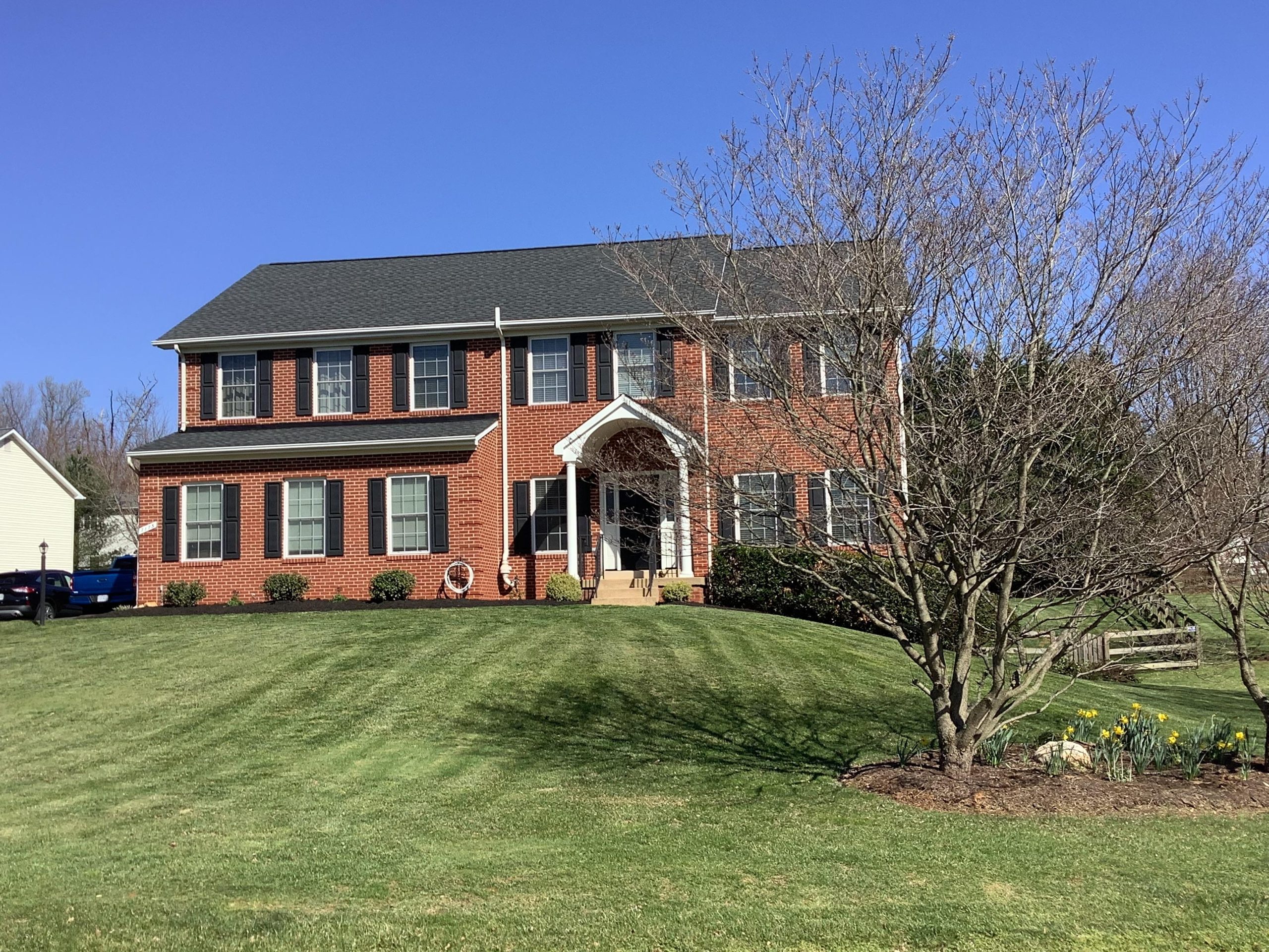 Read more about the article How Curb Appeal Affects Property Value: Why a Healthy Lawn Is One of Your Home’s Best Investments